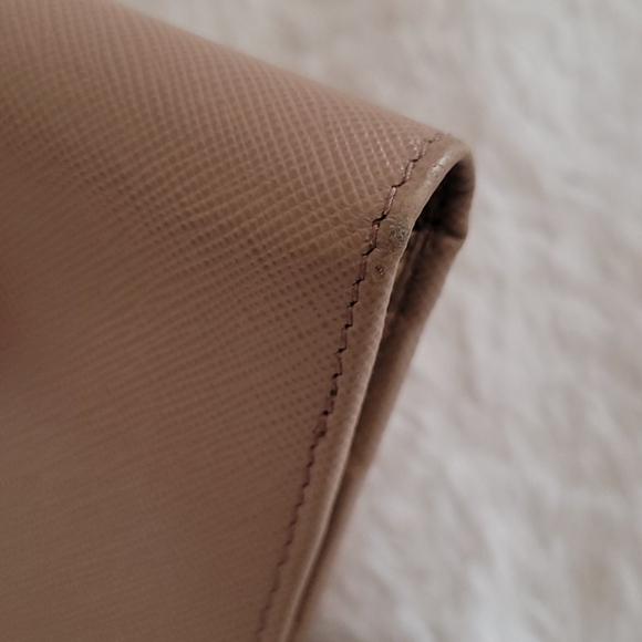 Prada Large Saffiano Wallet in Cammeo - Picture 5 of 8